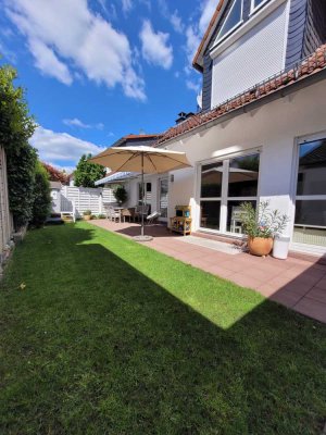 Exklusive 4-Zimmer-Gartenwohnung mit Terrasse & Doppelgarage – möbliert befristet bis April 2027