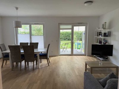 Hochwertige 3-Zimmer-EG-Wohnung mit 2 Terrassen und Garten, möbliert, zentral & sofort verfügbar