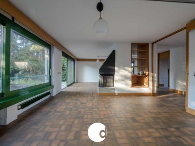 Großzügiges Einfamilienhaus in Filderstadt mit großer Doppelgarage