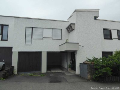 SR: Freie 3-Zimmer WHG mit Einzelgarage