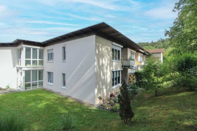 Betreutes Wohnen: Gepflegte 2-Zimmer-Wohnung mit Balkon und Grünblick in Stuttgart-Weilimdorf