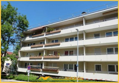 Helle 3-Zi.-Wohnung mit schönem West-Balkon, EBK und Garage in Kempten-Haubenschloß