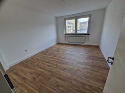 Großzügiges Wohnen in Dortmund: Moderne 100 qm EG-Wohnung in der Rheinischen Straße