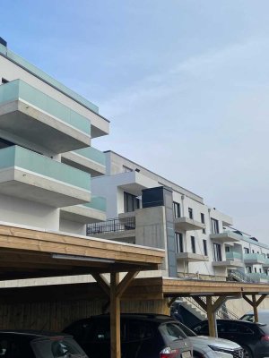Top-Aussicht! 2-Zimmer-Wohnung, großer Balkon, barrierefrei, Aufzug, Carport, uvm.
