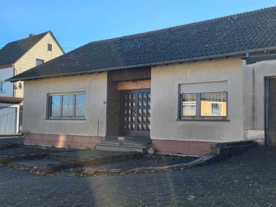 Einfamilienhaus mit 6 Zimmern in Dockweiler