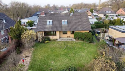 Großzügiges Ein- bis Zweifamilienhaus mit Gartenidylle in Wilhelmshaven