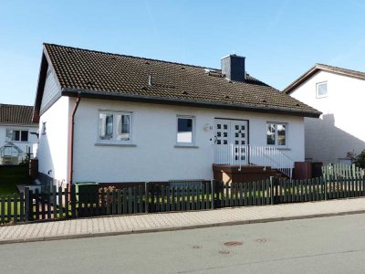 Von Privat: 5-Zimmer-Haus in ruhiger Lage zum Kauf in Königstein-Schneidhain