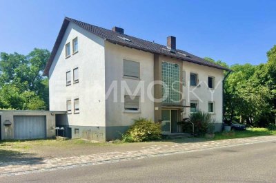 Leerstehendes Mehrfamilienhaus in Adelhofen mit 4 Wohneinheiten