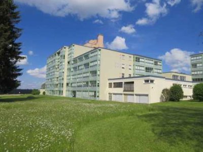 2 1/2 Zimmer Wohnung   in Aussichtslage - TOP Zustand !