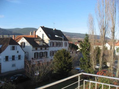 Hochwertige 3-Zimmerwohnung mit toller Lage in Deidesheim