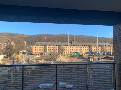 Geschmackvolle, neuwertige 3-Zimmer-Wohnung mit geh. Innenausstattung mit Balkon und EBK