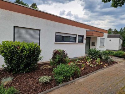 Erstbezug nach Sanierung: Freistehendes EFH in beliebter Wohnlage - Uni Wohngebiet