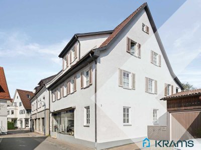 Im Herzen der Stadt Metzingen: Wohnhaus mit Ladeneinheit