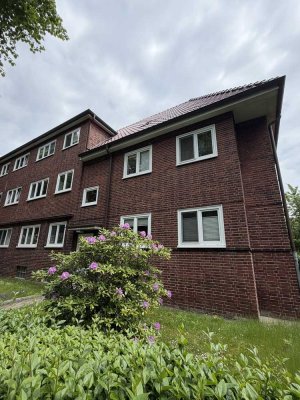 Möbliertes + Neu renovierte 1-Zimmer Wohnung mit EBK