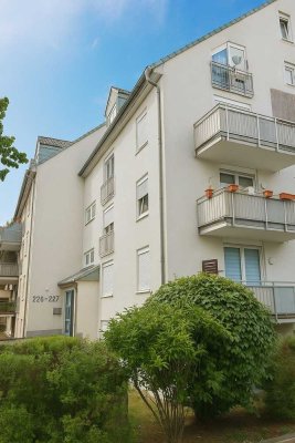 *Reserviert* Frisch renoviert & leerstehend: 1-Zimmer-Maisonettewohnung mit Aufzug