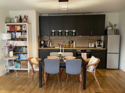 Stilvolle 2,5-Zimmer-Wohnung mit Balkon und EBK in Hamburg Langenhorn