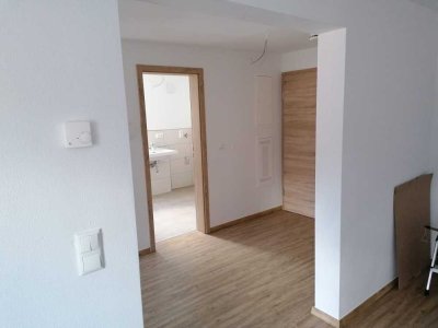 Modern sanierte 1-Zimmer Wohnung mit Einbauküche in Straubing