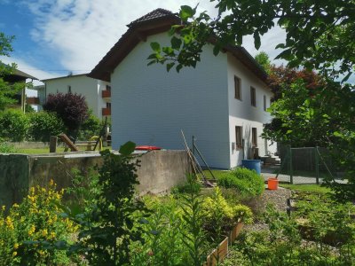 HAUS/ERDGESCHOSS ZENTRAL 750 m² NATURGARTEN – VOLLMÖBLIERT VOLLAUSGESTATTET, INKL. GÄRTNER