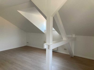 Schöne, geräumige zwei Zimmer Wohnung in der Nähe von Neuhardenberg.