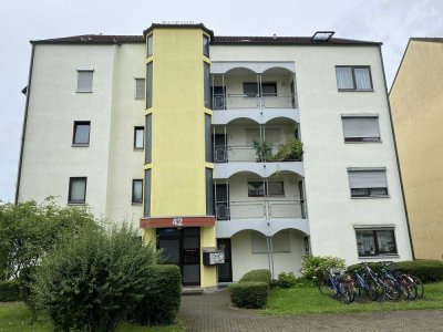2-Zimmerwohnung im Mehrfamilienhaus  / Tiefgaragenstellplatz im Preis inbegriffen!