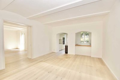 Kernsanierte Altbauwohnung mit Terrasse