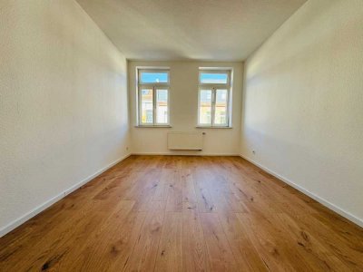 schicke 3 Raum Wohnung +++ WG geeignet +++TOP LAGE+++ in Stötteritz mit Balkon; saniert