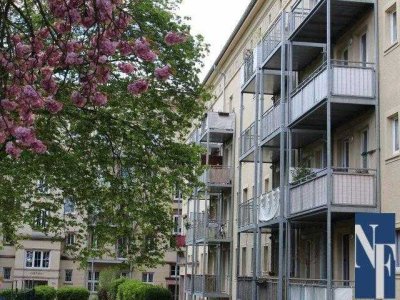 Charmante 3-Zimmer-Wohnung im 30er-Jahre-Denkmal – zentrumsnah & vermietet