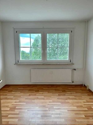 Achtung Bonus // 1 Monat Mietfrei // tolle 4 Zimmer Wohnung mit Balkon// Kautionsfrei //