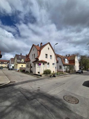 Saniertes Mehrfamilienhaus mit Charme