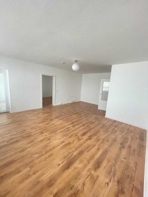 2 - Zimmer-Wohnung mit Balkon im Stadtzentrum