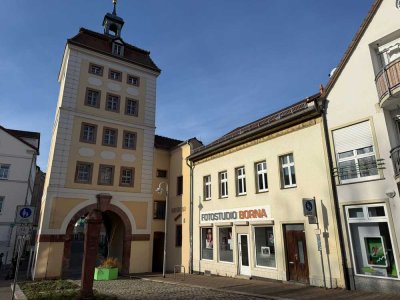 Wohn- und Geschäftshaus mit Potenzial - direkt am Reichstor in Borna