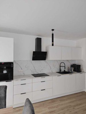 2-Zimmer-Wohnung mit Balkon, Terrasse, Garten und Parkplatz – Nähe Havelsee