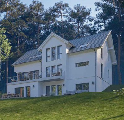 Halbe Kosten, doppeltes Glück! Zweifamilienhaus auf exklusiven Grundstück mit Weitblick in Frankfurt