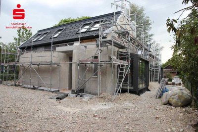 Ausbau-Haus: Rohbau inkl. Fenster und Dach zum Selbst-Fertigstellen - bis 09_2025 verfügbar