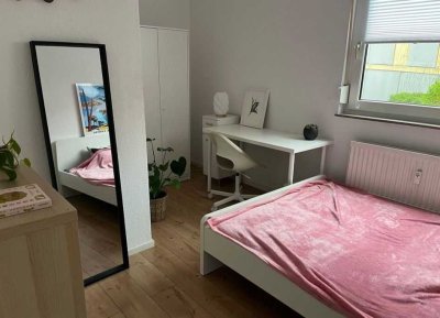 � Zimmer frei in 4er-WG in Mannheim – Dornheimer Ring 7