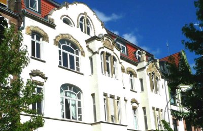 Im Staden für das anspruchsvolle Paar: Repräsentativer Jugendstil mit großer Sonnenterrasse