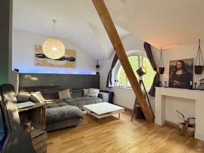 Ein Zuhause mit Seele in Krefeld – Altbauflair, offene Dachbalken & Westbalkon mit Abendsonne