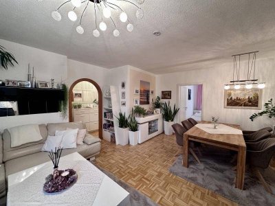 Ruhige 4-Zimmer-Wohnung nahe UKH und Messe