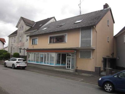 Hostel,  Wohnhaus & Gewerbeeinheit