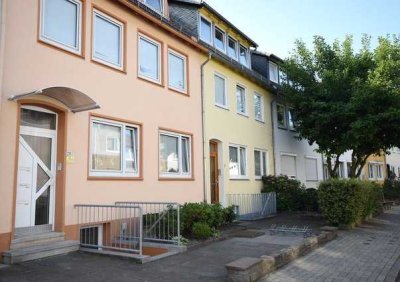 Vordere Neustadt ! Nähe der kleinen Weser ! Ruhig gelegene Wohnung mit Balkon in begehrter Wohnlage