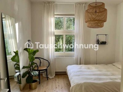 Tauschwohnung: Lichtdurchfluteter Altbautraum für Altbauwohnung mit Balkon