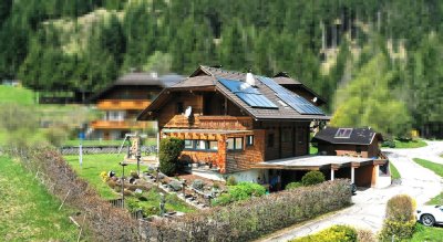 Landhaus mit Chalet-Charakter am Fuße der Turracher Höhe