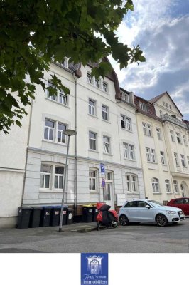 Döbeln! Erste eigene Wohnung? Balkon, separate Küche, Tageslichtbad mit Wanne!
