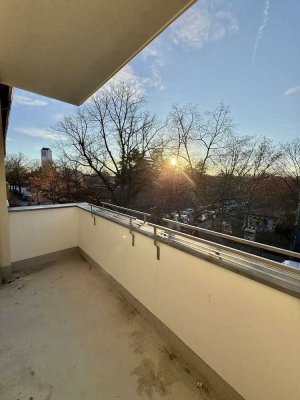 Bezugsfreie 4-Zimmer-Wohnung nahe Tegeler See – Balkon & Familiengrundriss