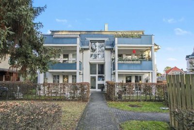 Lichtdurchflutete 2-Zimmer-Dachgeschoswohnung mit Terrasse - Bezugsfrei Mitte Februar 2026