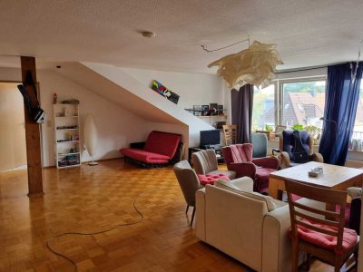 Gemütliche Dachgeschosswohnung in Bi-MItte