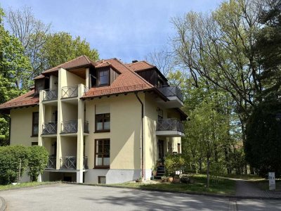 2 Zimmer in wunderschöner, ruhiger Lage am Weißen Hirsch mit Loggia und Balkon