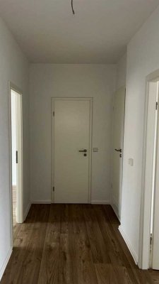 Einziehen und Wohlfühlen! - drei Zimmer sofort bezugsfertig