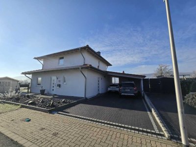 Exklusive Stadtvilla im Herzen des Weserberglands. 
915000 € 
216 qm. 4 Zimmer. 689 qm Grundstück.