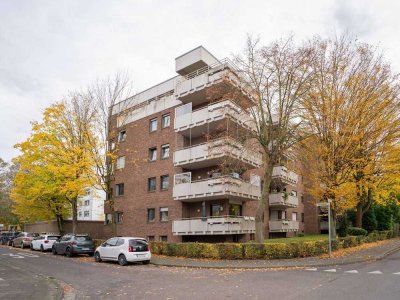 2-Zimmer-Hochparterrewohnung mit Loggia, Lift, Garage und Stellplatz